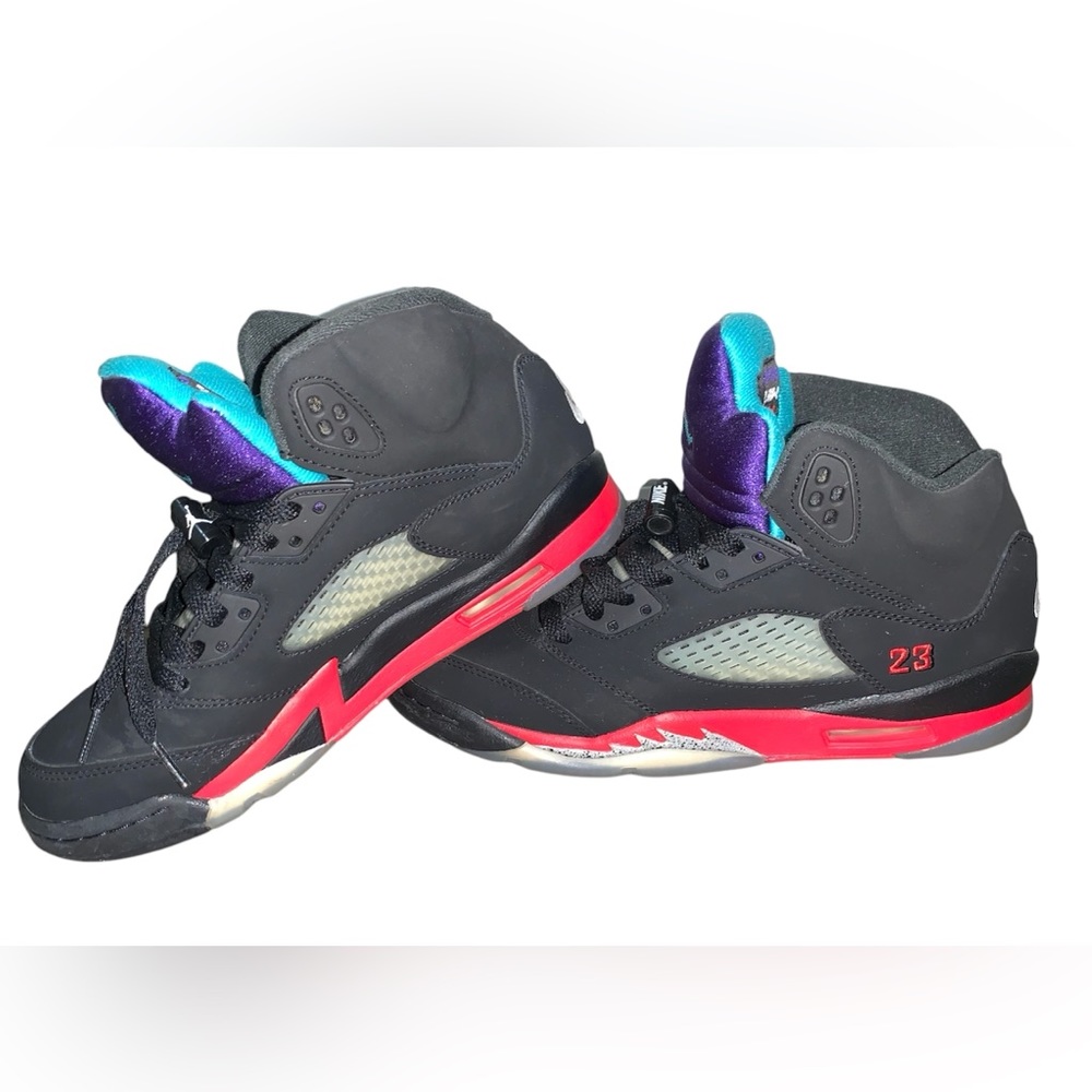 Nike Air Jordan Retro 5 Top 3 Grape Fire Red Metallic Youth Size 7Y CZ2989-001